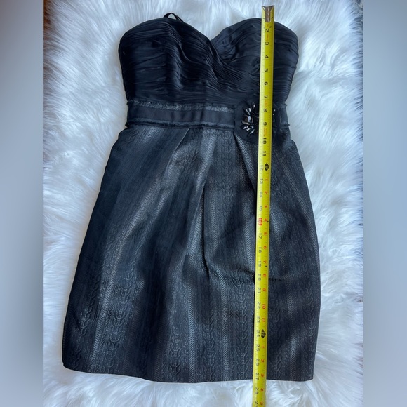 🆕 BCBGMAXAZRIA Women's Black Strapless Knee Length Cocktail Dress Size 2 - Picture 13 of 14